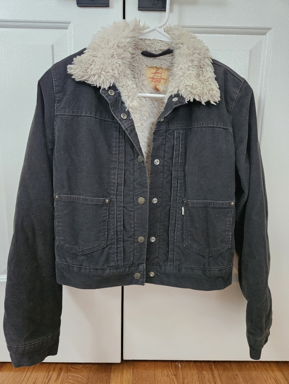 Classic Levi's Sherpa Lined Corduroy Trucker Jacket - Women's Size S/P